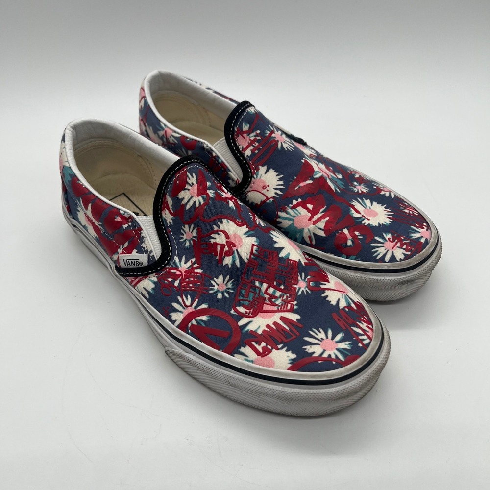 Vans Classic Slip-On Navy Red White Daisy Graffiti Print Sneakers 721356